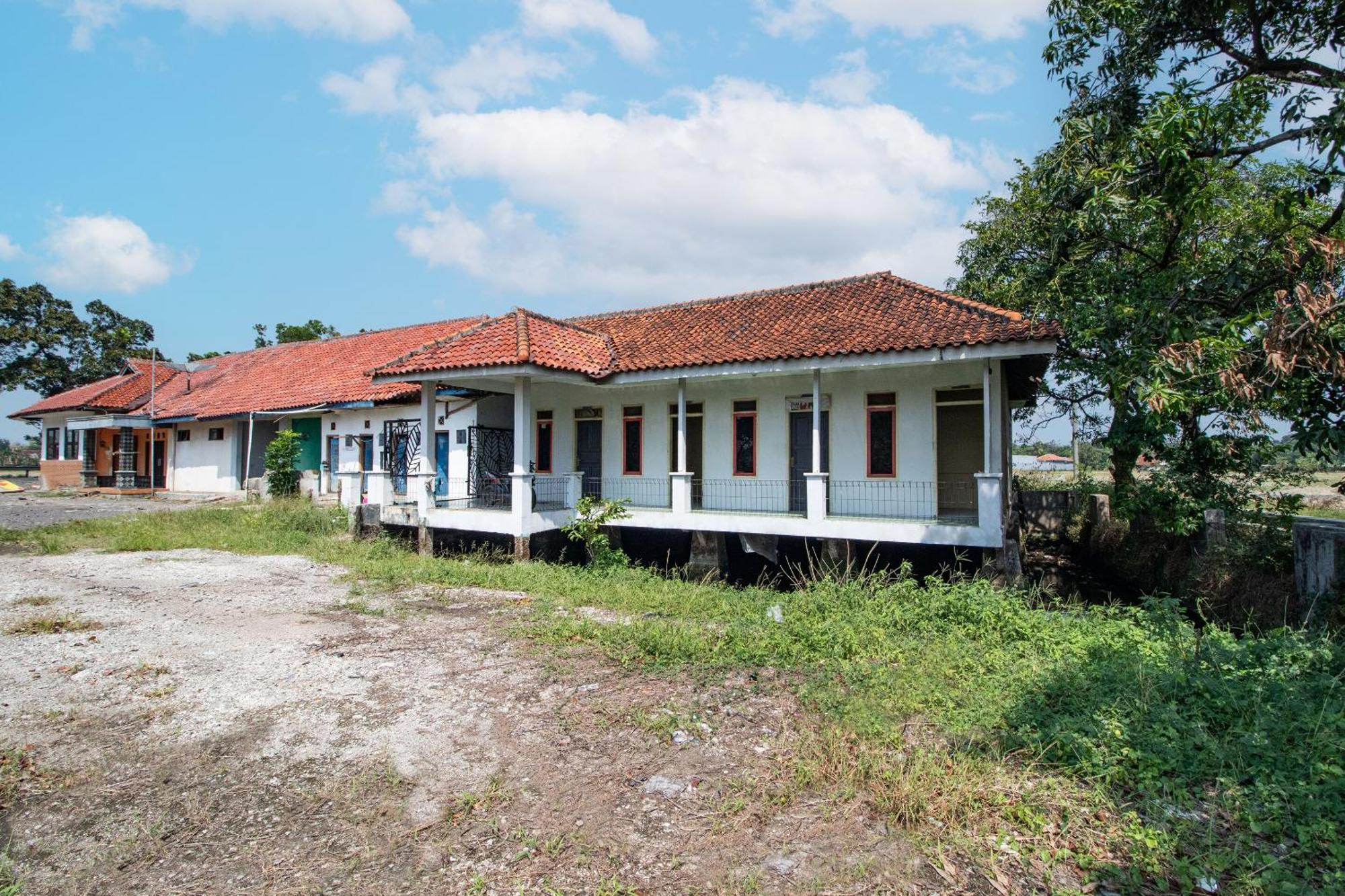 Hotel Spot On 92832 Al Mahira Syariah Majalengka Zewnętrze zdjęcie