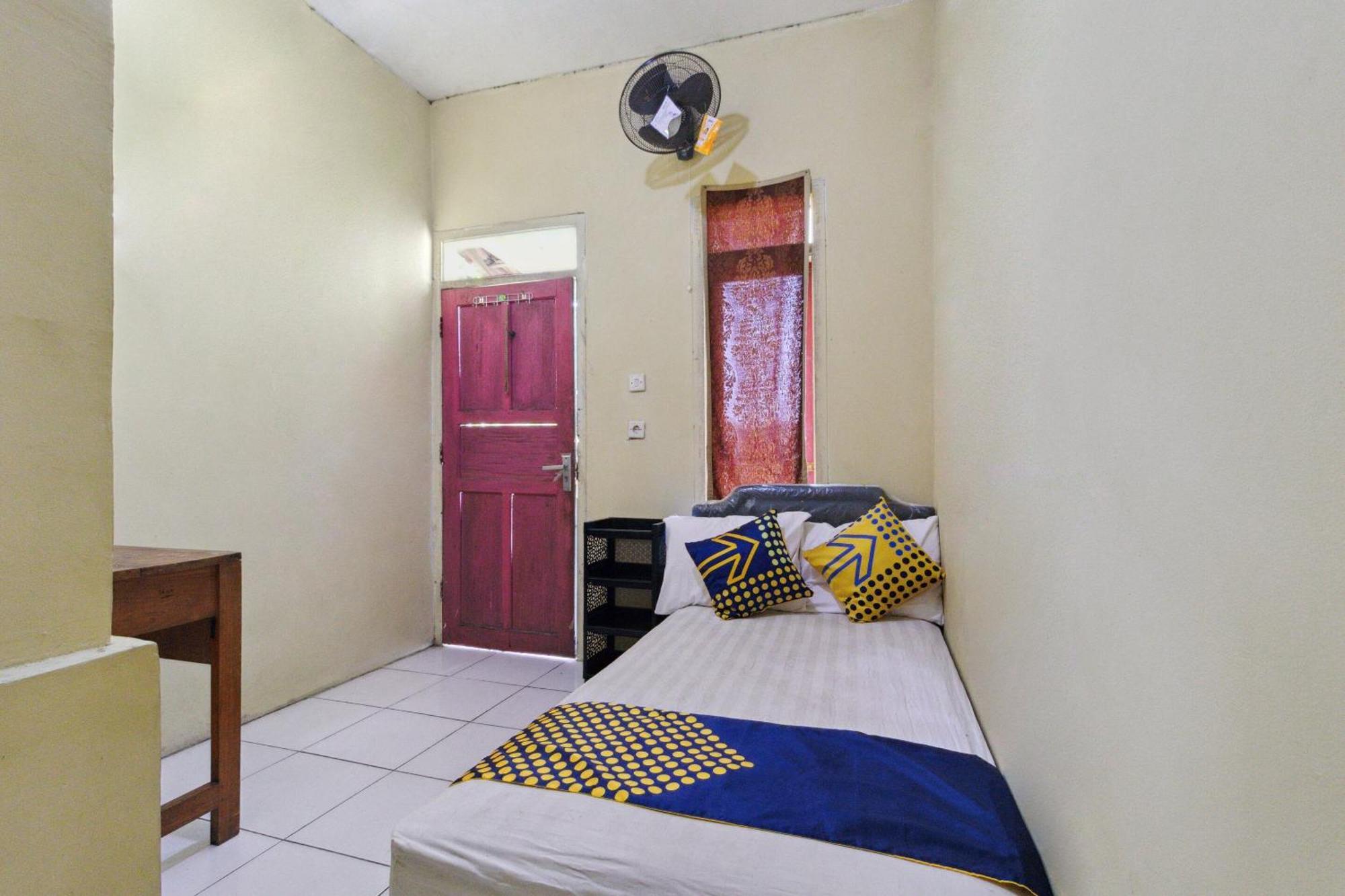 Hotel Spot On 92832 Al Mahira Syariah Majalengka Zewnętrze zdjęcie