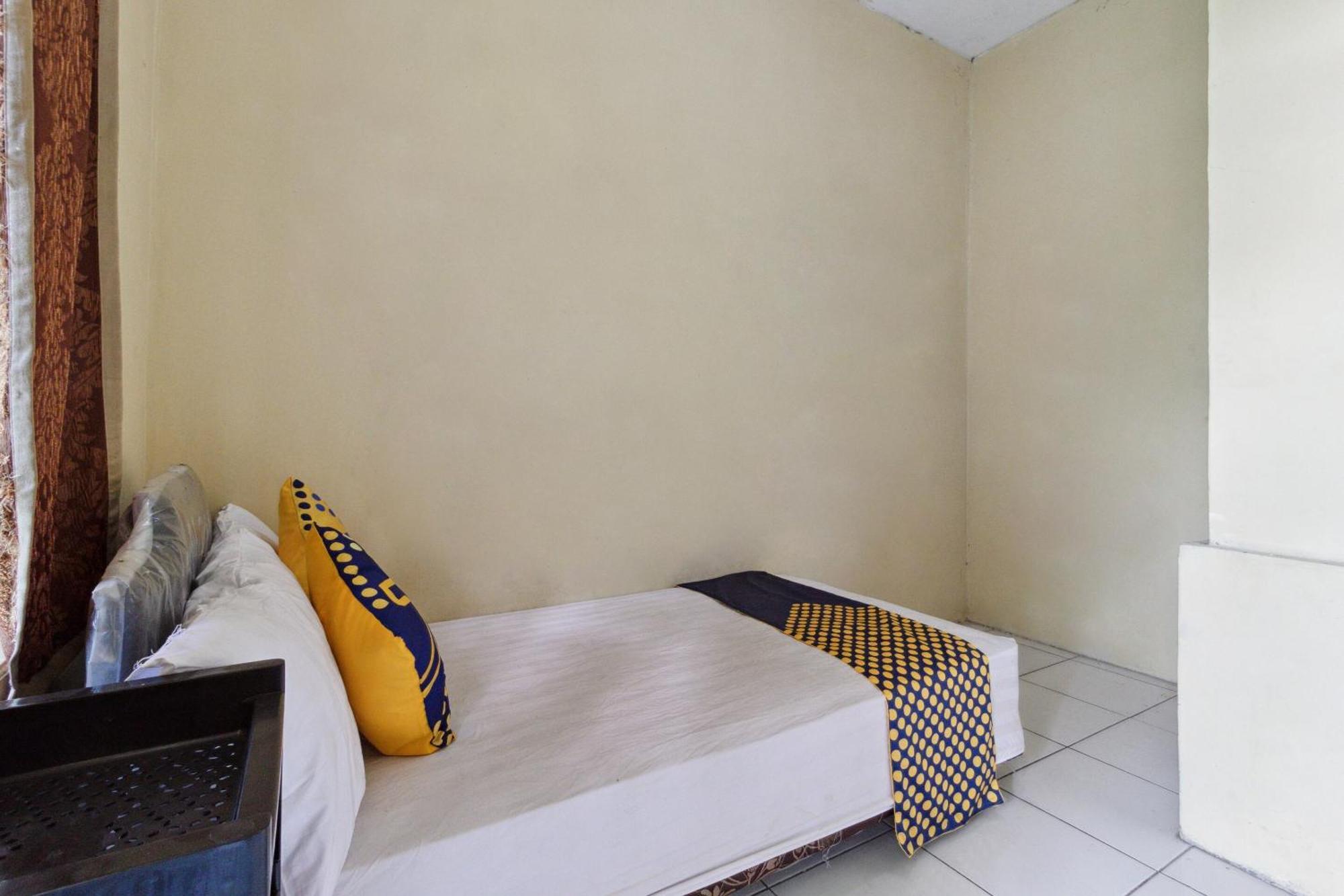 Hotel Spot On 92832 Al Mahira Syariah Majalengka Zewnętrze zdjęcie