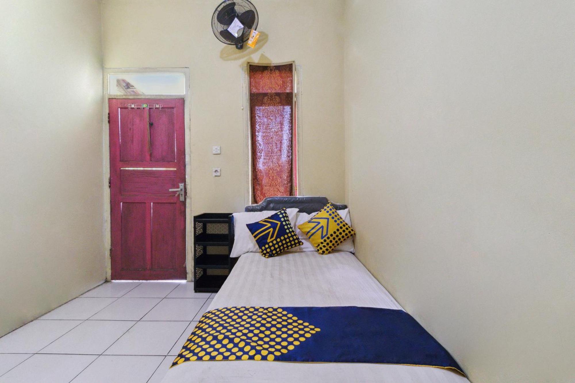Hotel Spot On 92832 Al Mahira Syariah Majalengka Zewnętrze zdjęcie